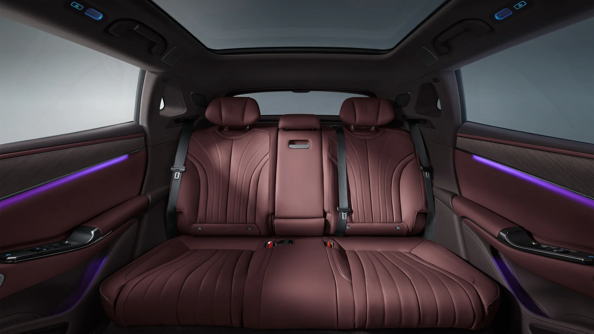 Denza Z9 GT interior