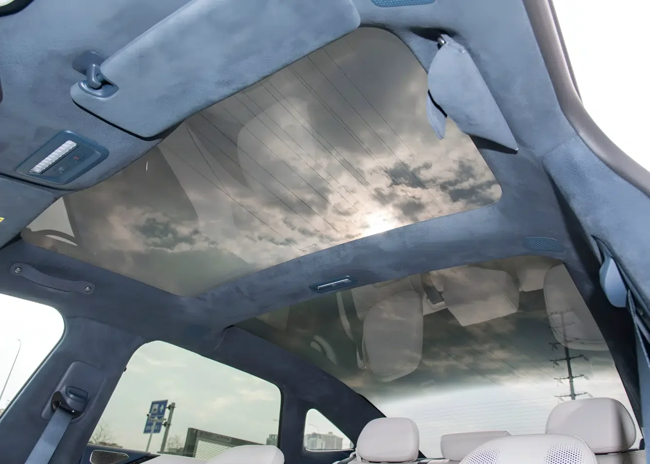 Zeekr 007 interior 3