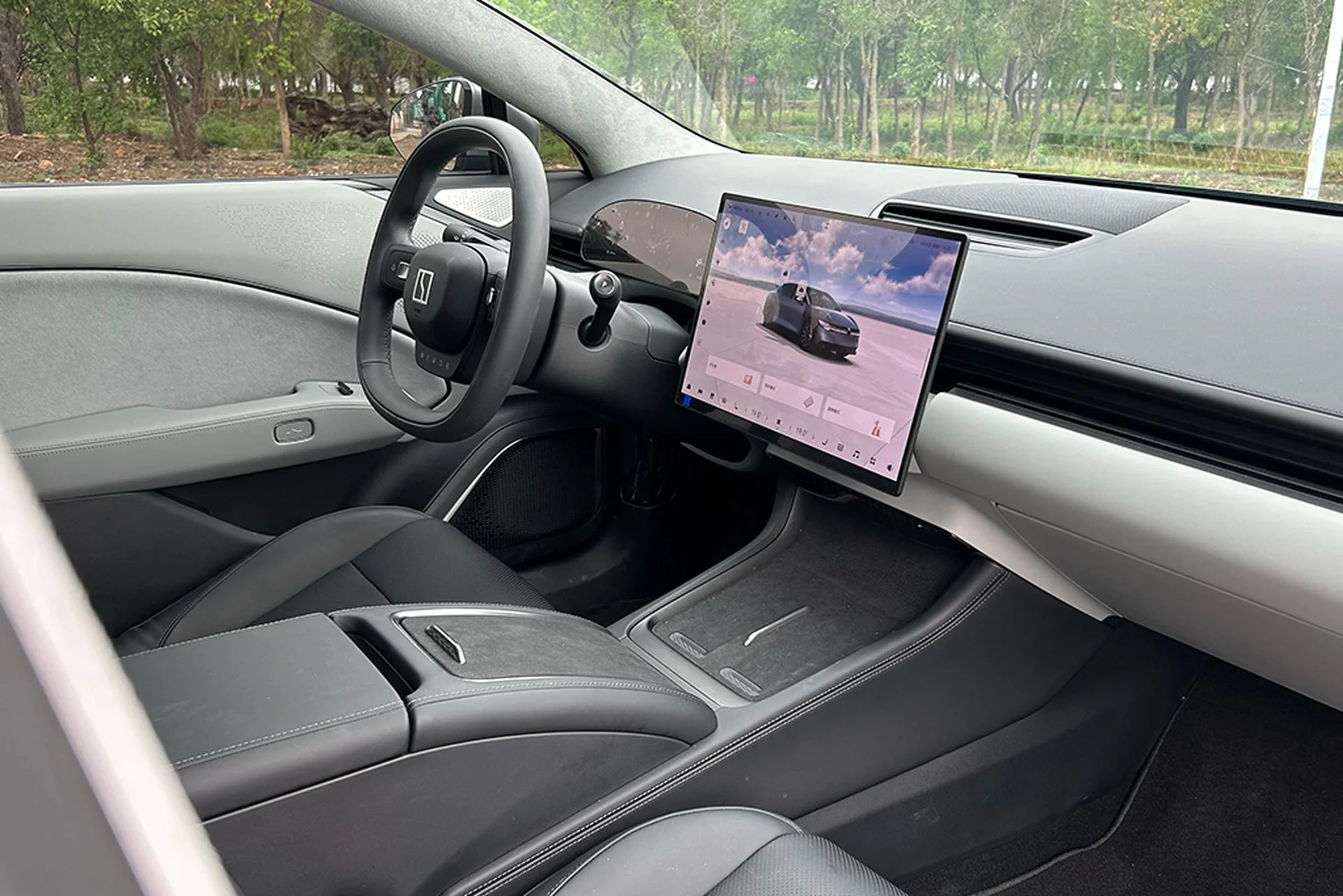 Zeekr 007 interior 4
