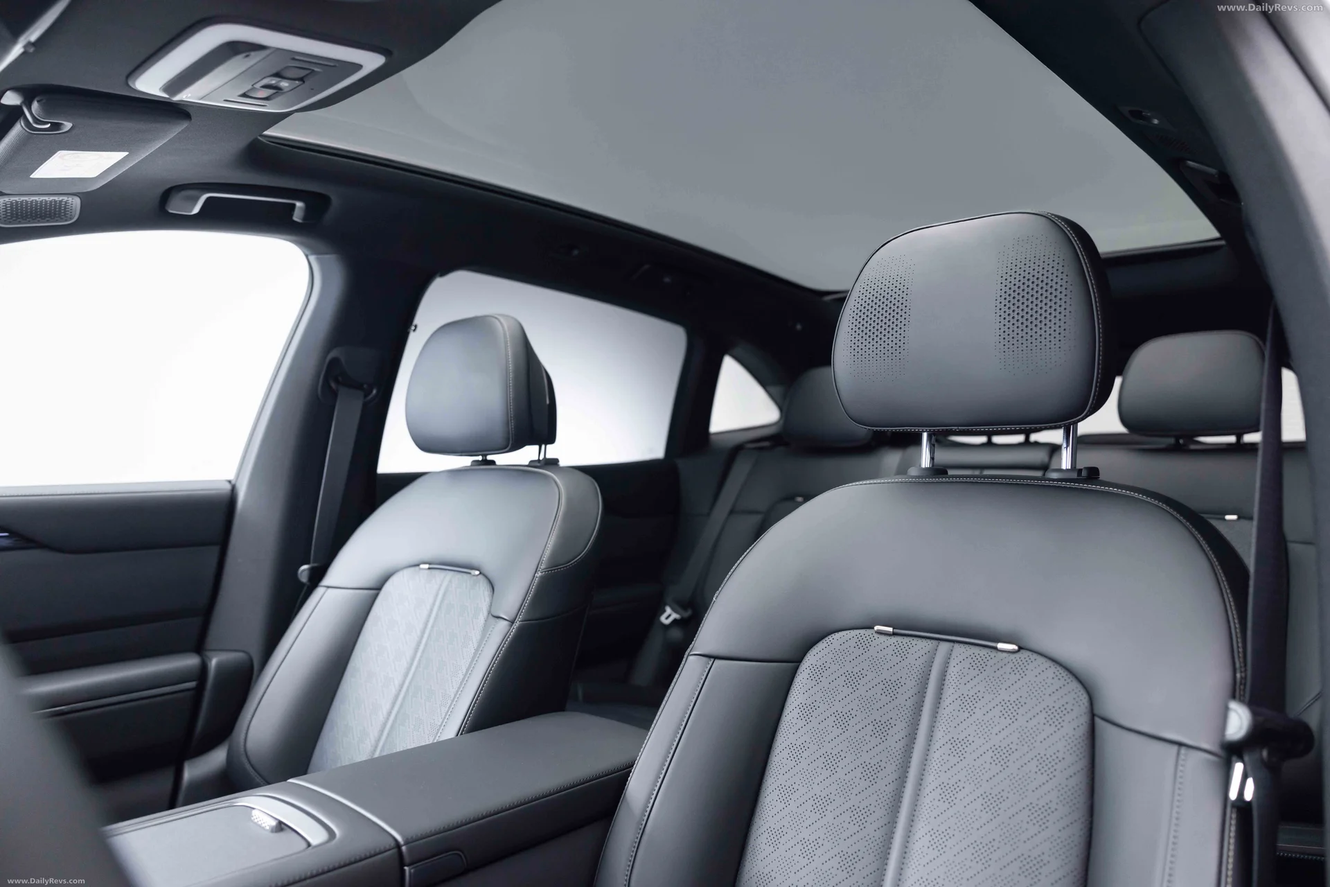 Zeekr 7X interior 2
