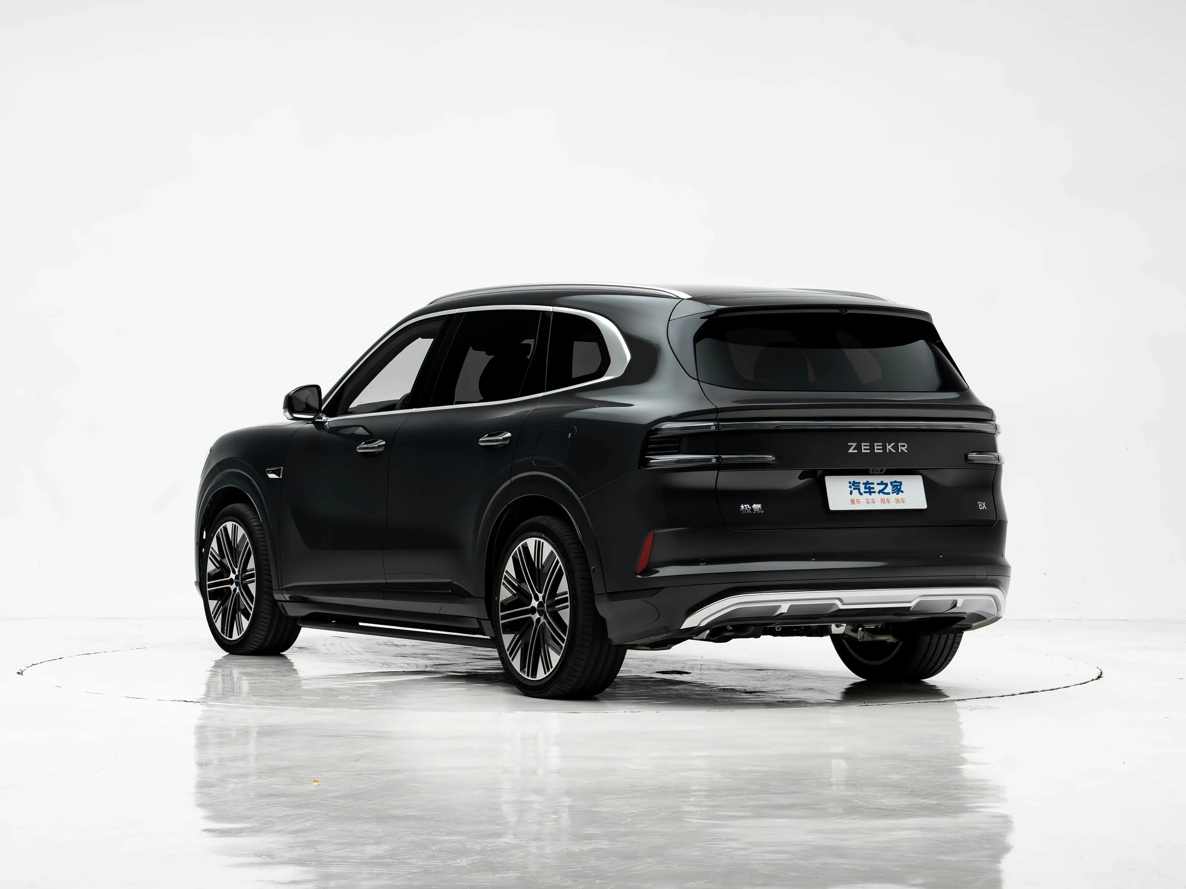 Zeekr 8X exterior 4