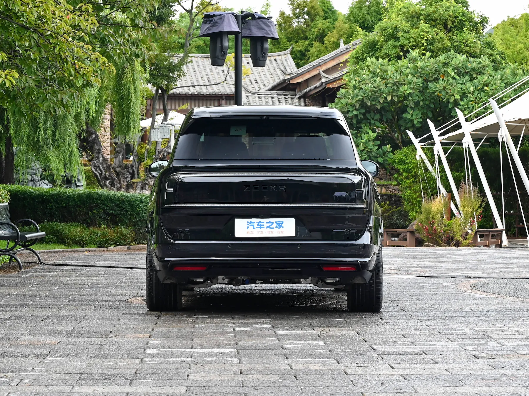 Zeekr 9X exterior 3