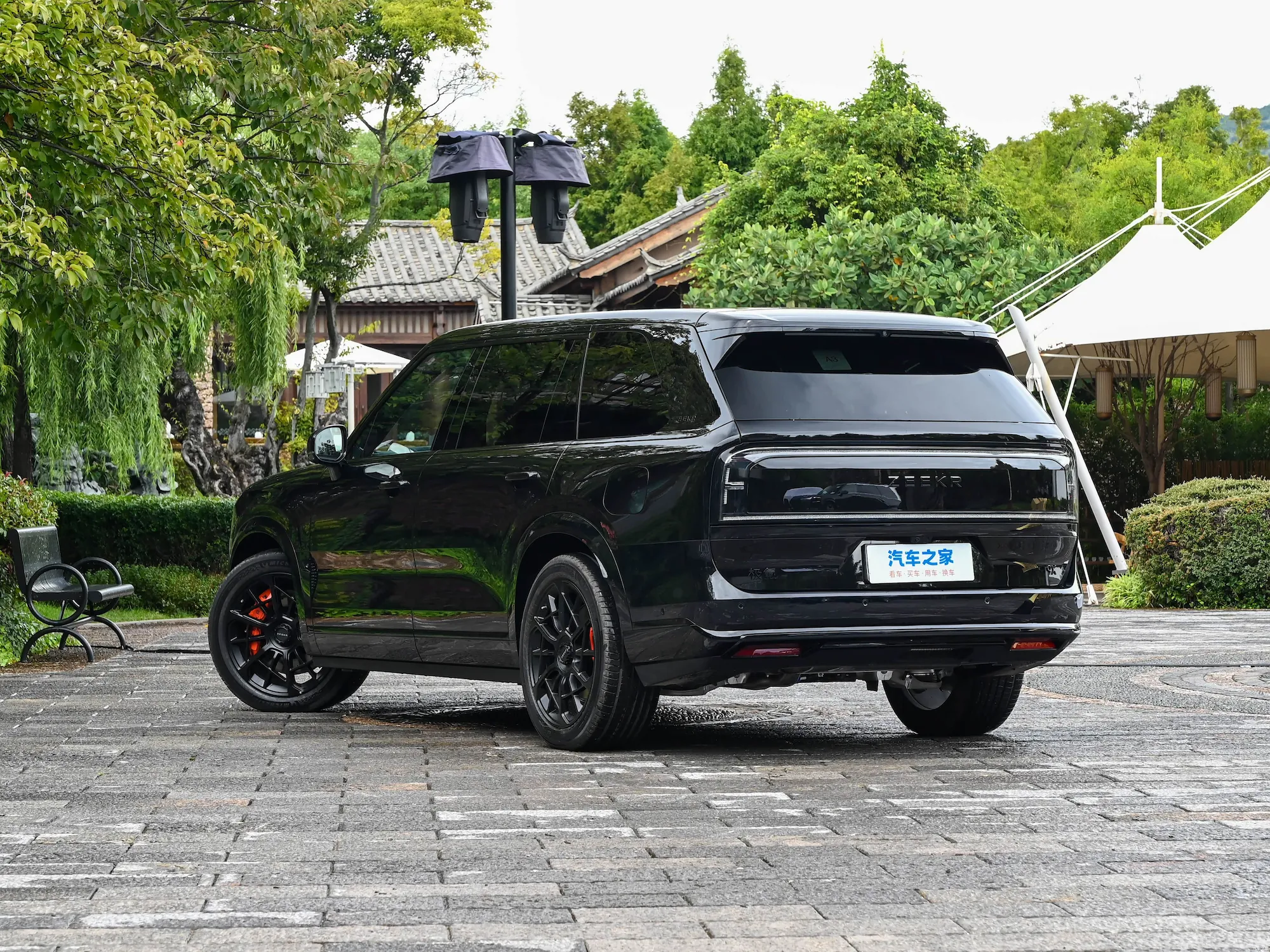 Zeekr 9X exterior 4