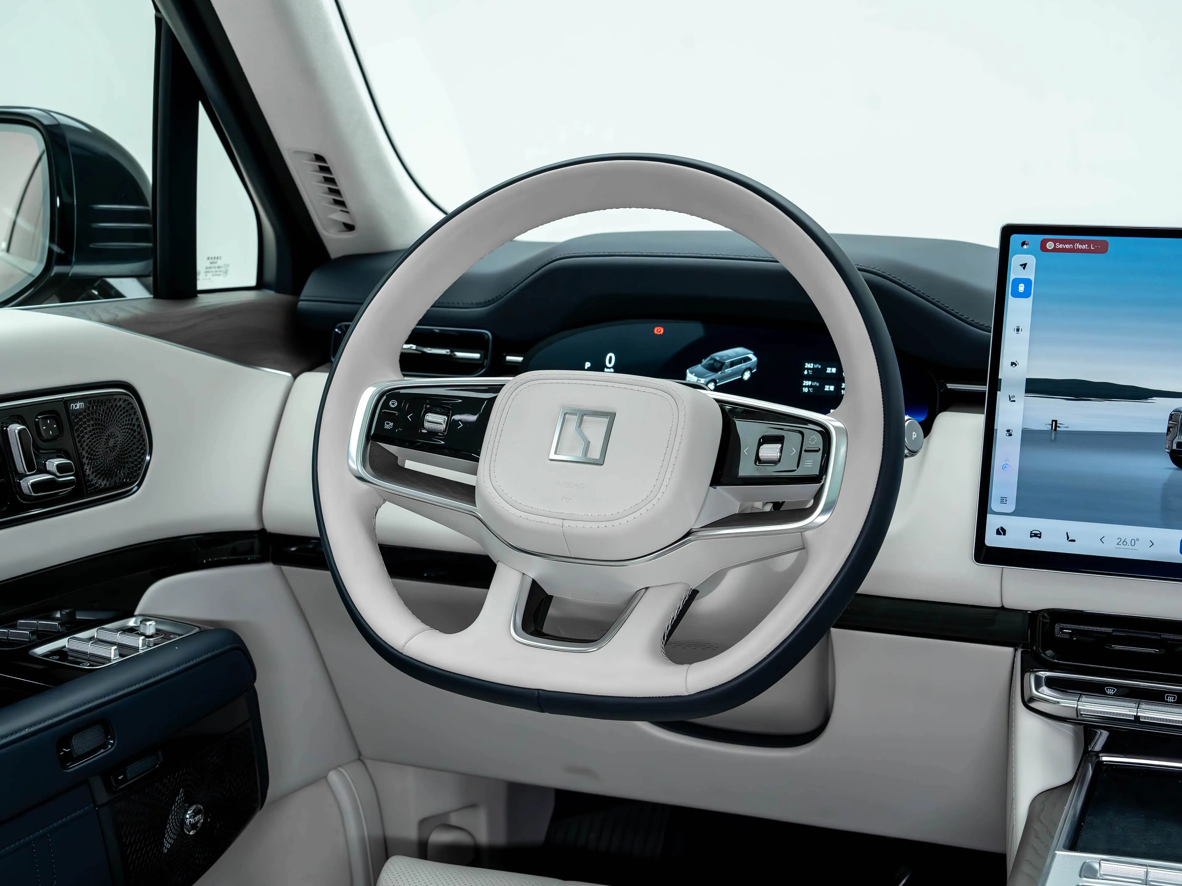 Zeekr 9X interior 2